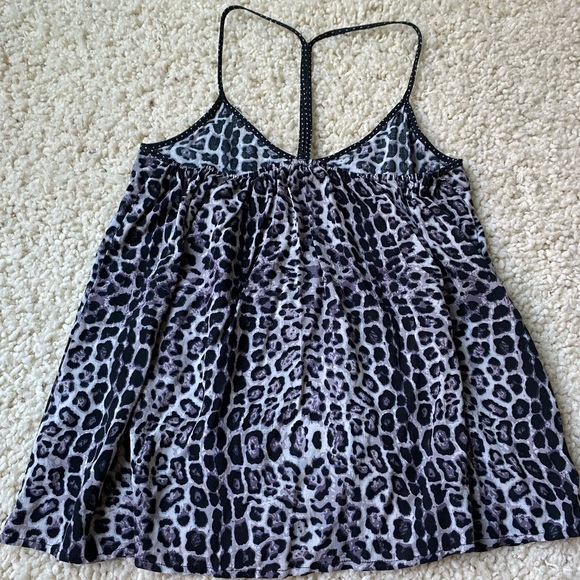 Hem & Thread Cheetah Print Tank Top - Picture 4 of 4